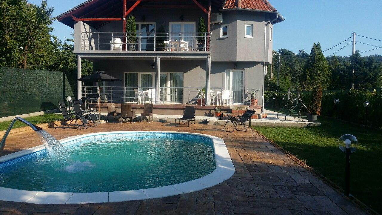 Vila Mila Riverside Apartments Смедерево Экстерьер фото