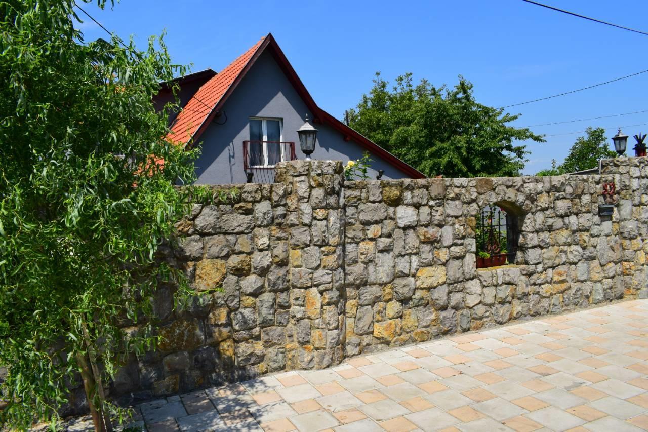 Vila Mila Riverside Apartments Смедерево Экстерьер фото