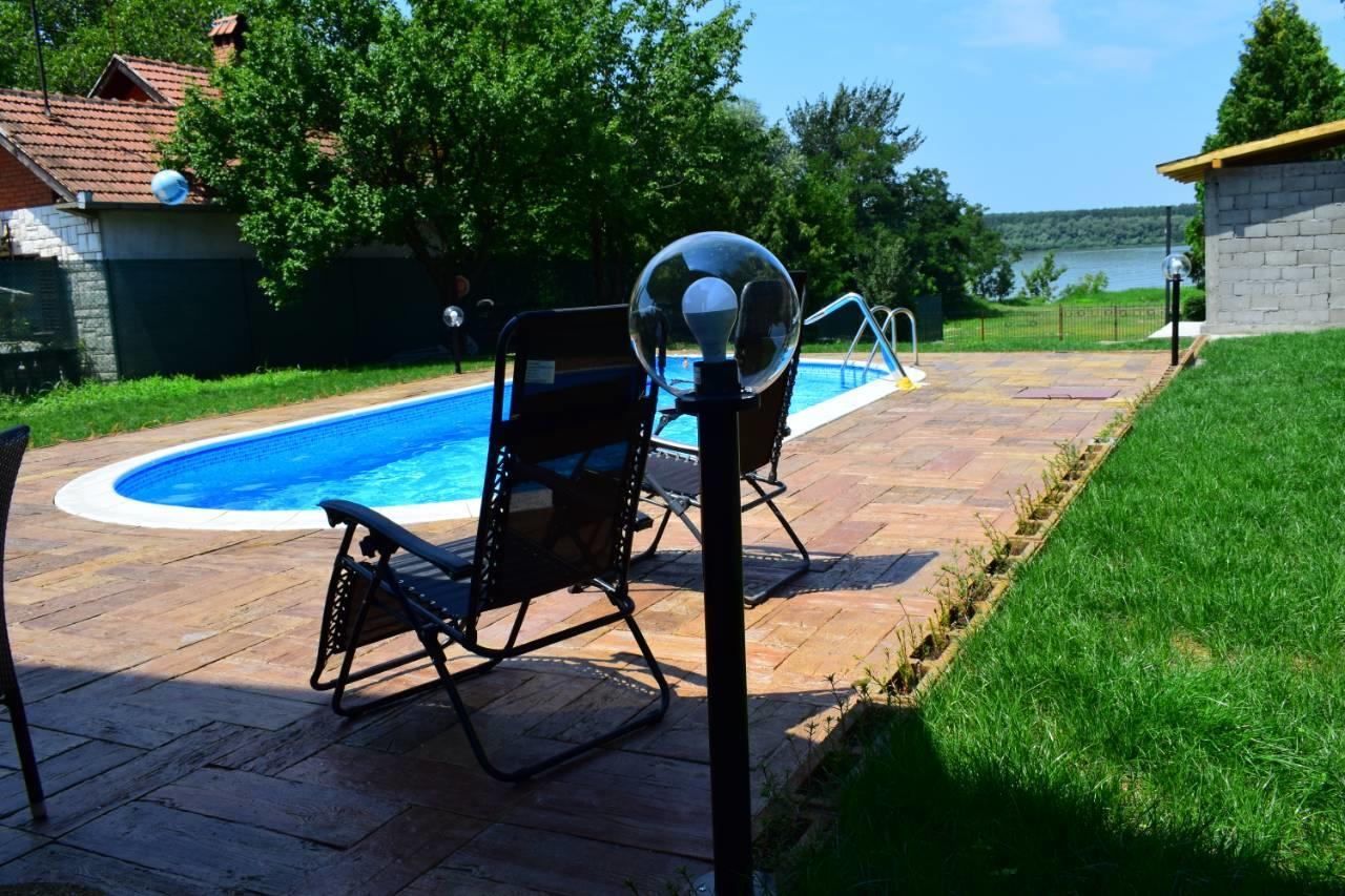 Vila Mila Riverside Apartments Смедерево Экстерьер фото